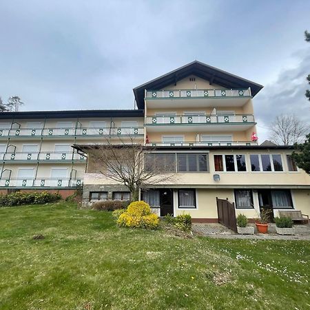 Self-Check In Apartmenthotel Seeglueck Portschach am Woerthersee Ngoại thất bức ảnh
