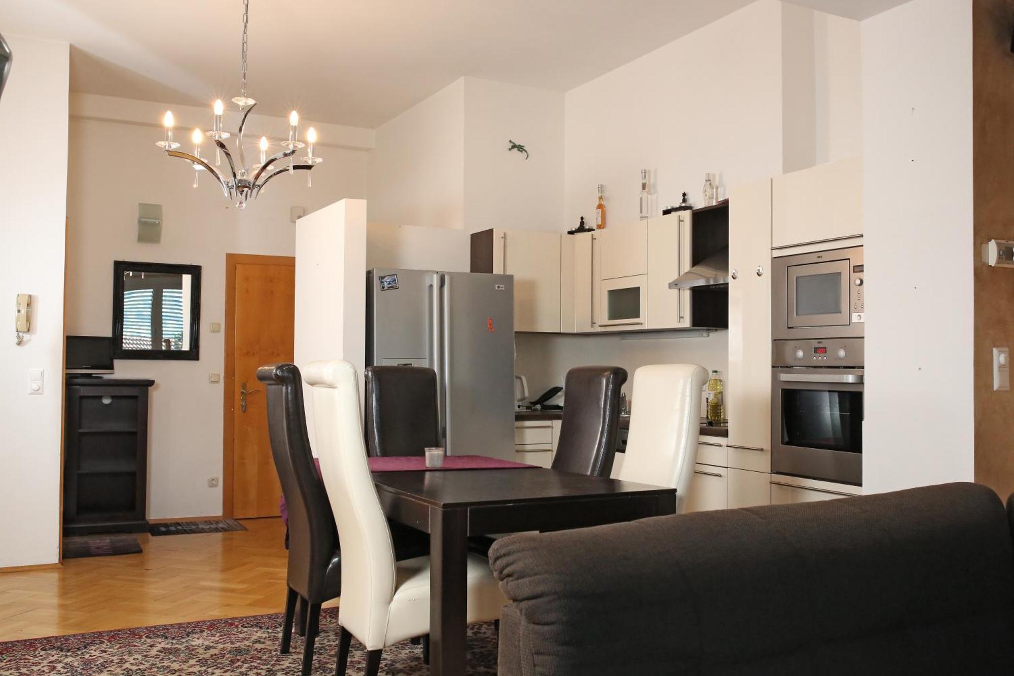 Self-Check In Apartmenthotel Seeglueck Portschach am Woerthersee Ngoại thất bức ảnh
