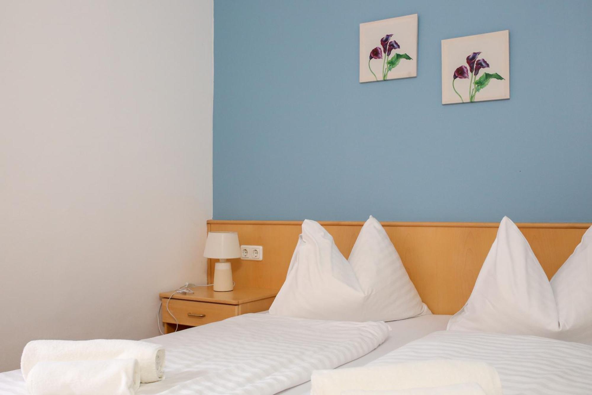 Self-Check In Apartmenthotel Seeglueck Portschach am Woerthersee Ngoại thất bức ảnh