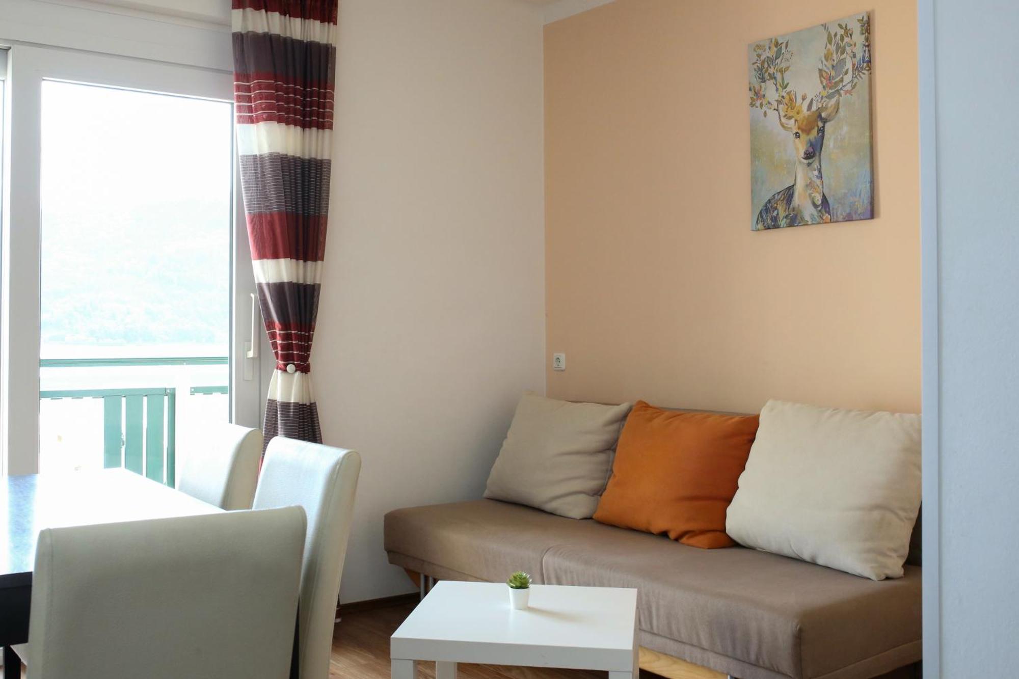 Self-Check In Apartmenthotel Seeglueck Portschach am Woerthersee Ngoại thất bức ảnh