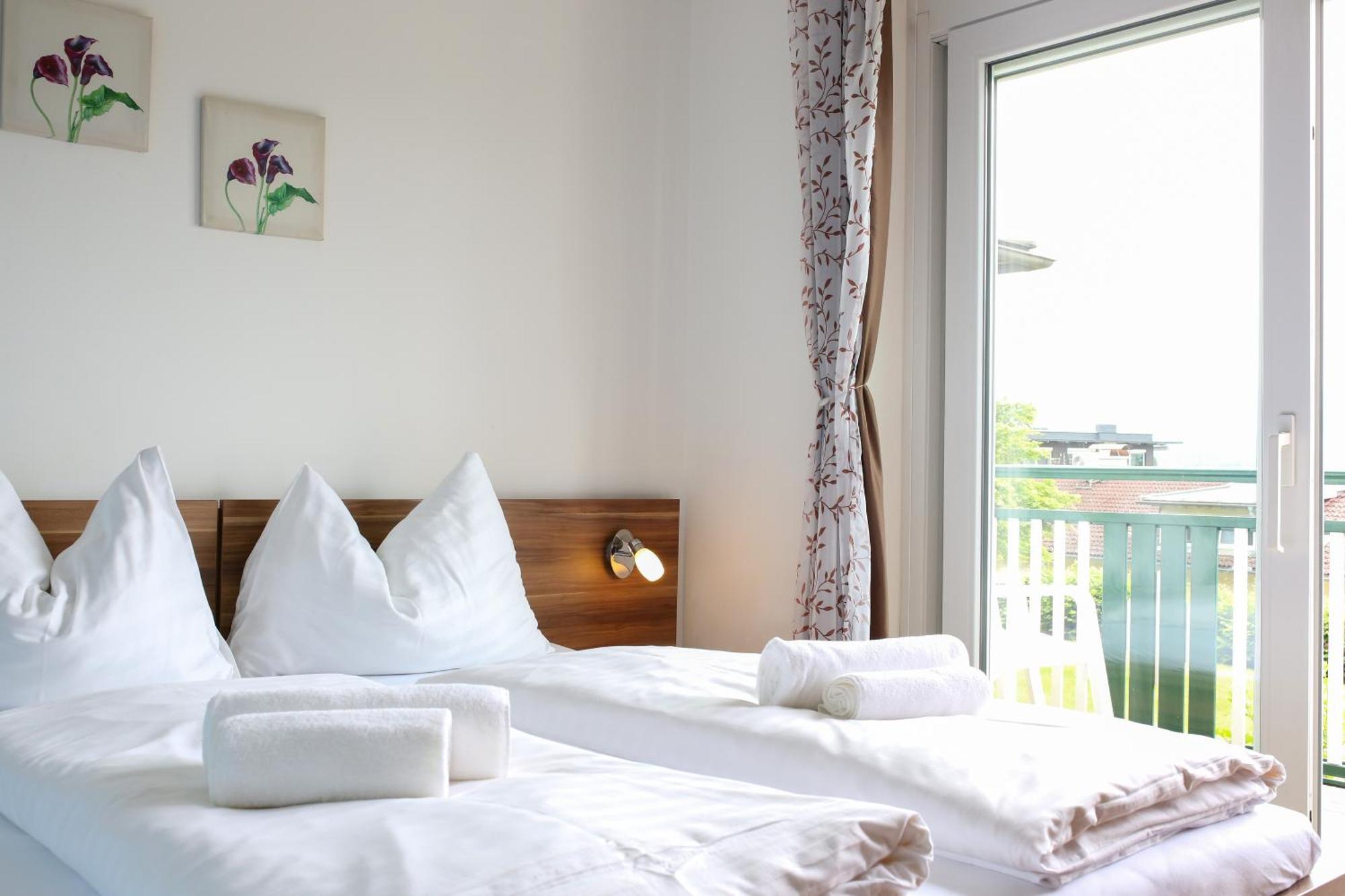 Self-Check In Apartmenthotel Seeglueck Portschach am Woerthersee Ngoại thất bức ảnh